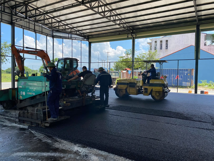 Thi công thảm nhựa đường nóng Asphalt sân Pickleball Tennis