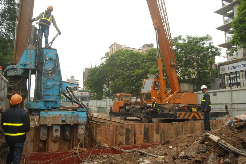 Đóng ép cọc ván thép cừ Larsen TP Vinh Nghệ An