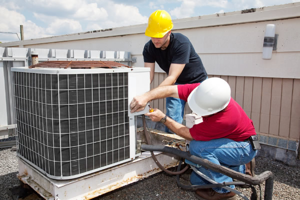 Sửa chữa, bảo tr&igrave; điều ho&agrave; điện lạnh tại Vinh Nghệ An